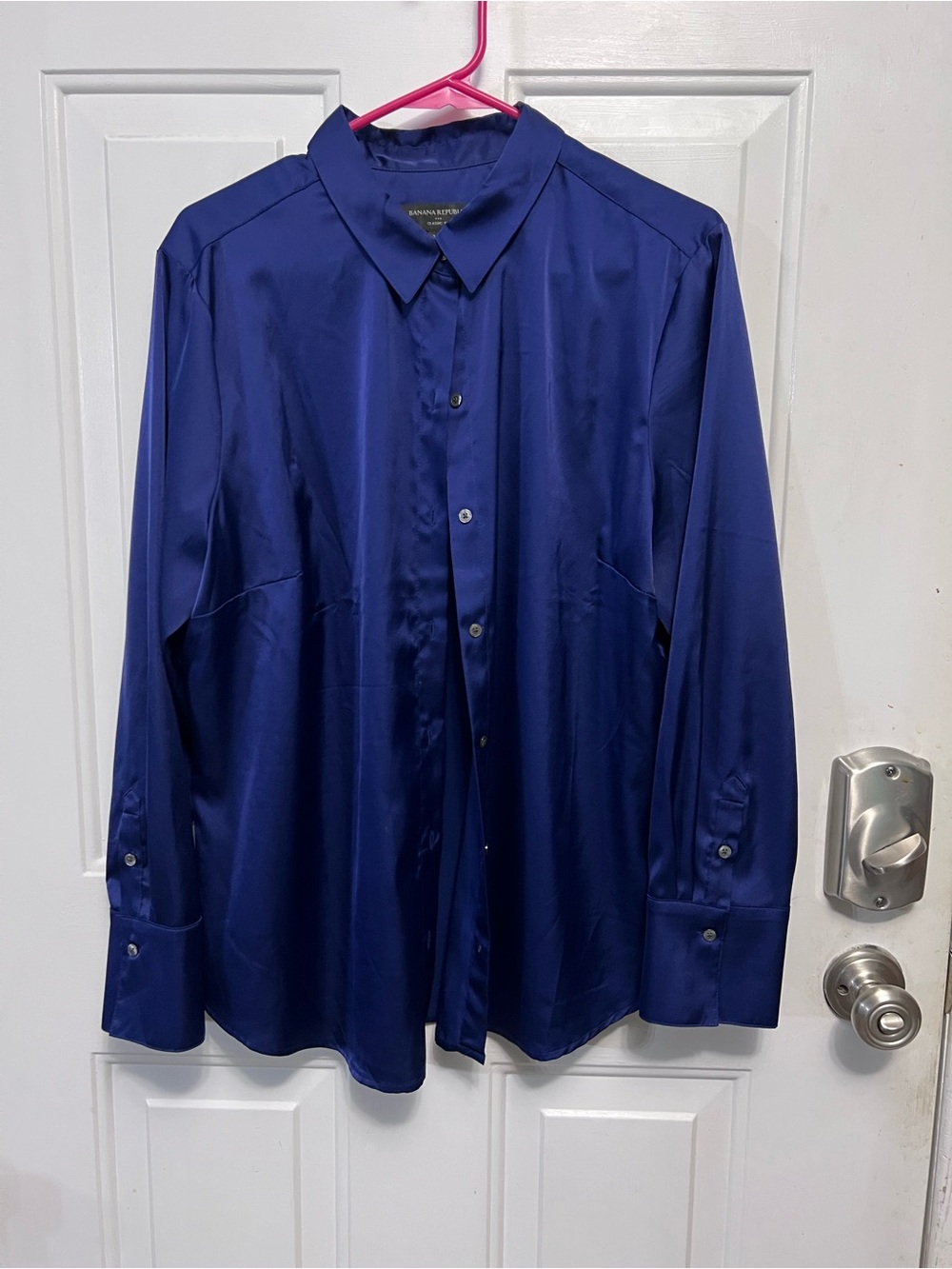 Banana Republic XL Blue Satin Classic Shirt Long Sleeve Button Front Stretch